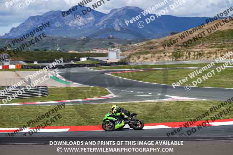 cadwell no limits trackday;cadwell park;cadwell park photographs;cadwell trackday photographs;enduro digital images;event digital images;eventdigitalimages;navarra;no limits trackdays;peter wileman photography;racing digital images;trackday digital images;trackday photos